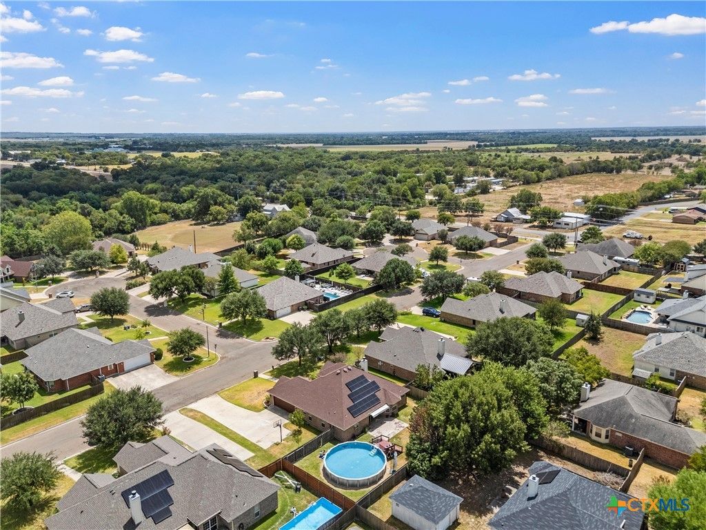 Image 40 of property listing at 112 Arbor Drive, Little River Academy, TX 76554
