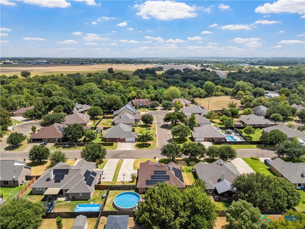 Image 41 of property listing at 112 Arbor Drive, Little River Academy, TX 76554
