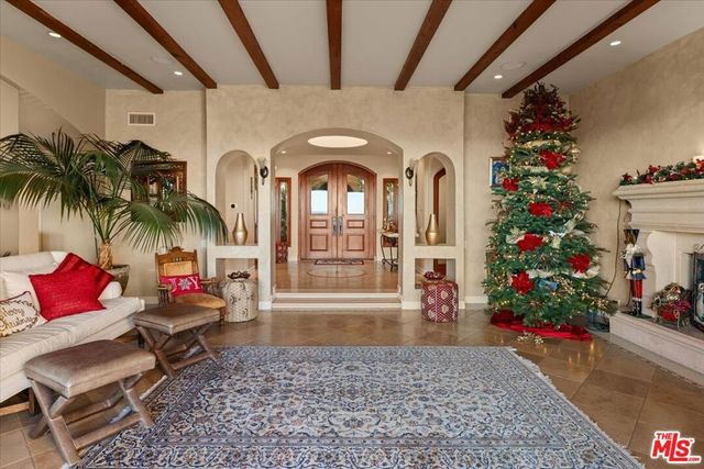 1740 Carla, Beverly Hills, CA 90210