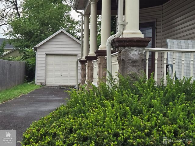 360 New Market Road, Dunellen, NJ 08812