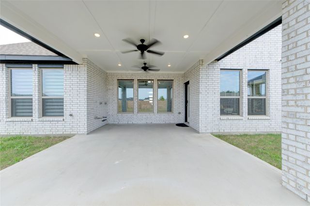 28821 Chalk Ridge Lane, New Caney, TX 77357
