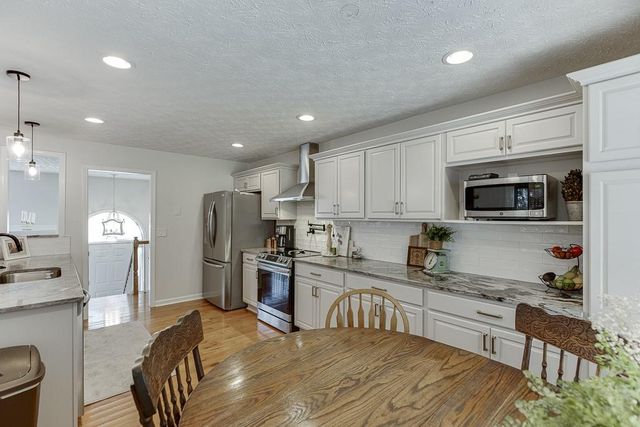 3980 Piper Glen Drive, Buford, GA 30519