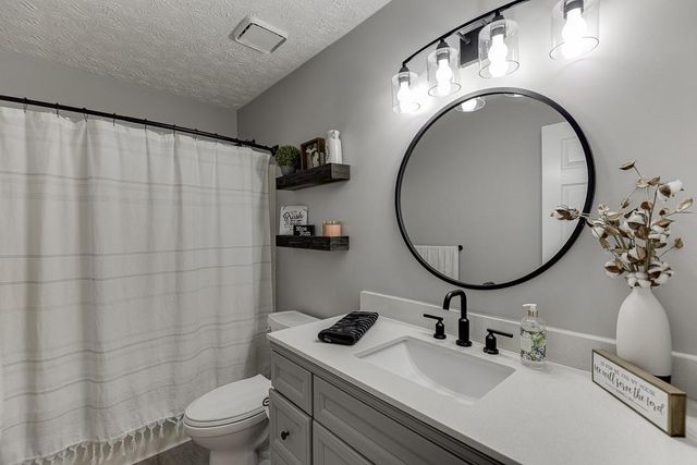 3980 Piper Glen Drive, Buford, GA 30519