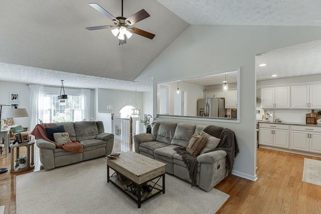 3980 Piper Glen Drive, Buford, GA 30519