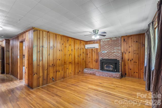 194 Virginia Drive, Marion, NC 28752