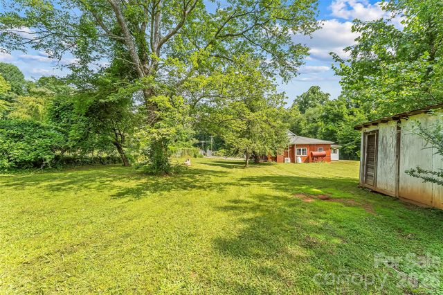 194 Virginia Drive, Marion, NC 28752