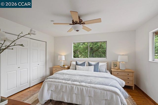 1 Kayser Ct, Walnut Creek, CA 94596