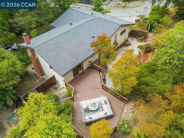 1 Kayser Ct, Walnut Creek, CA 94596