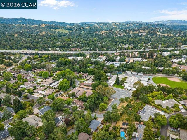 1 Kayser Ct, Walnut Creek, CA 94596