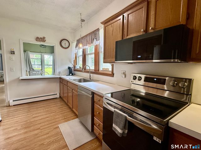 46 Windsor Street, Waterbury, CT 06708