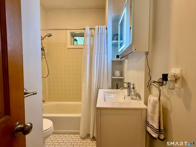 46 Windsor Street, Waterbury, CT 06708