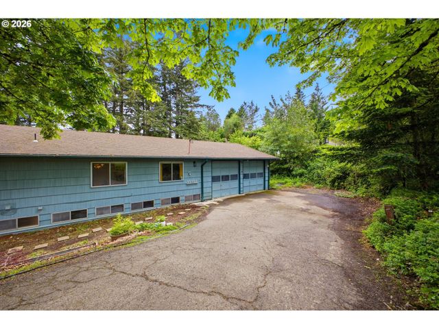 15102 Se Clatsop St, Happy Valley, OR 97086
