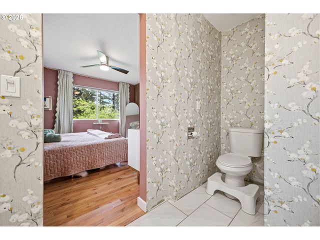 15102 Se Clatsop St, Happy Valley, OR 97086