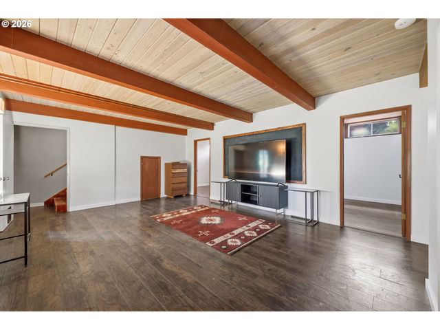 15102 Se Clatsop St, Happy Valley, OR 97086