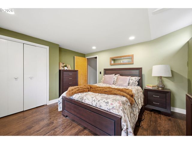 15102 Se Clatsop St, Happy Valley, OR 97086