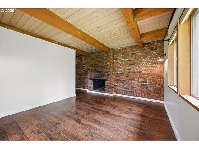 15102 Se Clatsop St, Happy Valley, OR 97086