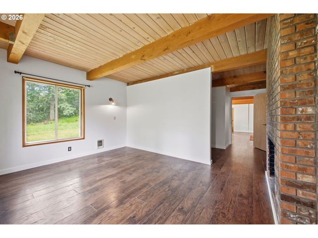 15102 Se Clatsop St, Happy Valley, OR 97086
