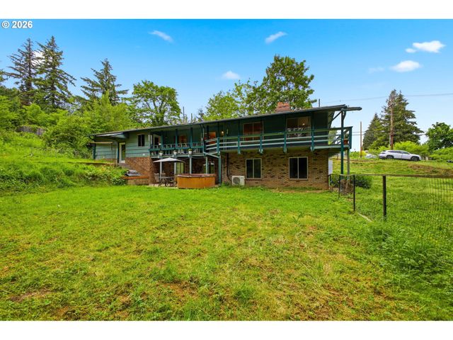15102 Se Clatsop St, Happy Valley, OR 97086