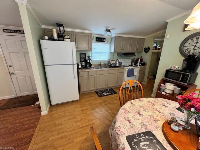 429 Wayne Marshall Road, Elkin, NC 28621