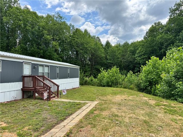 429 Wayne Marshall Road, Elkin, NC 28621