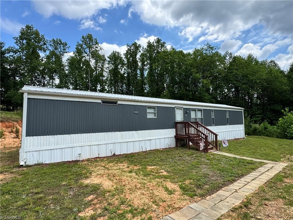 429 Wayne Marshall Road, Elkin, NC 28621
