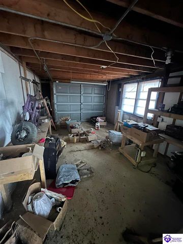 202 Edgewood Drive, Radcliff, KY 40160