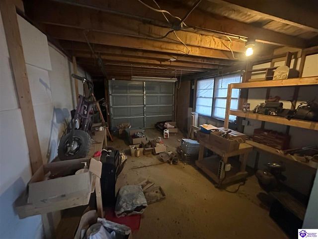 202 Edgewood Drive, Radcliff, KY 40160