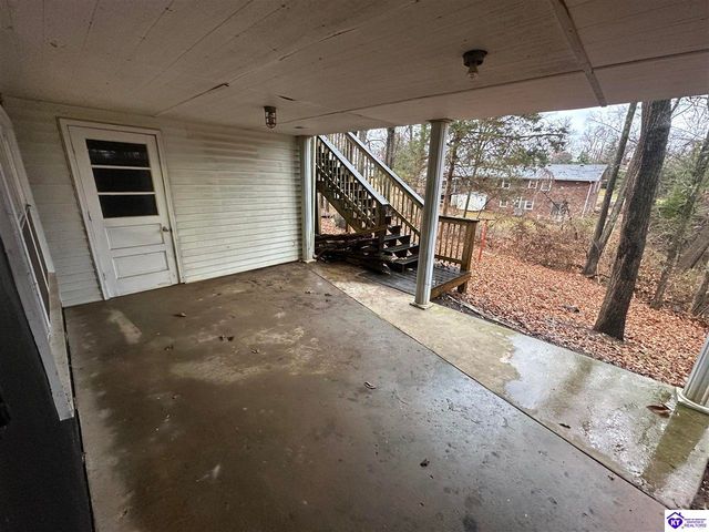 202 Edgewood Drive, Radcliff, KY 40160