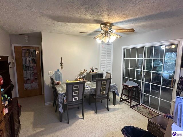 202 Edgewood Drive, Radcliff, KY 40160