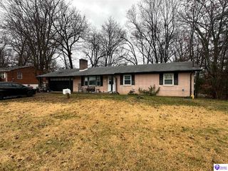 202 Edgewood Drive, Radcliff, KY 40160