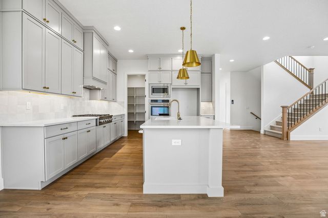 7213 S SAGE RD, West Jordan, UT 84081