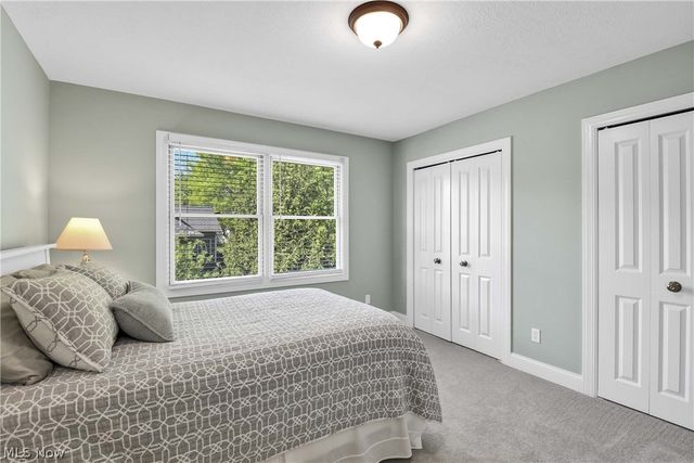 9000 Crooked Creek Lane, Broadview Heights, OH 44147