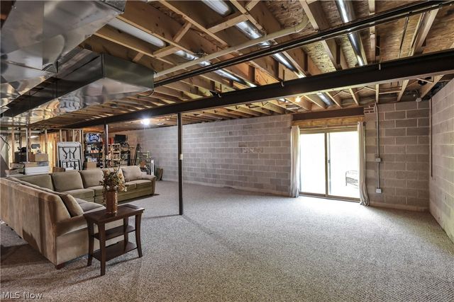 9000 Crooked Creek Lane, Broadview Heights, OH 44147