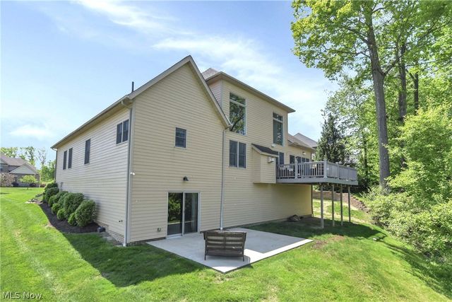 9000 Crooked Creek Lane, Broadview Heights, OH 44147
