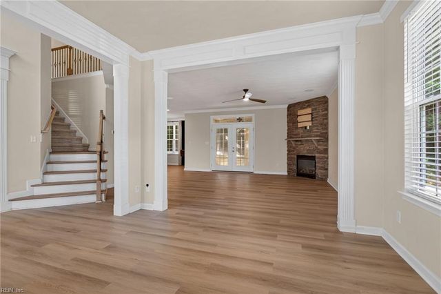 712 Greenfield LN, Chesapeake, VA 23322