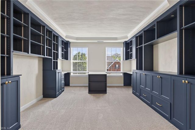 712 Greenfield LN, Chesapeake, VA 23322