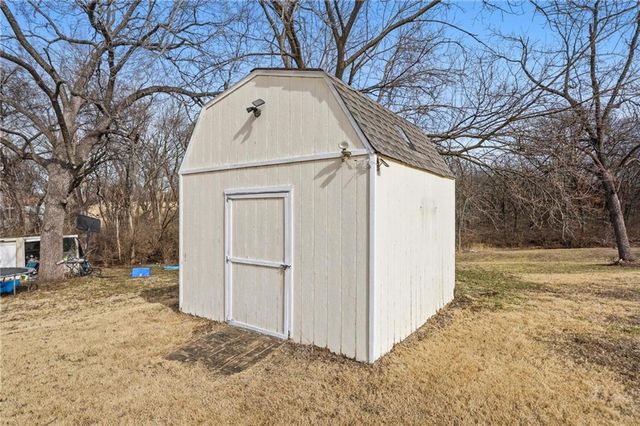 5631 Cambridge Avenue, Kansas City, MO 64129