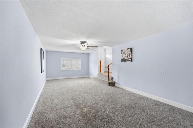 5631 Cambridge Avenue, Kansas City, MO 64129