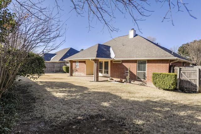 1312 Downwood Drive, Burleson, TX 76028