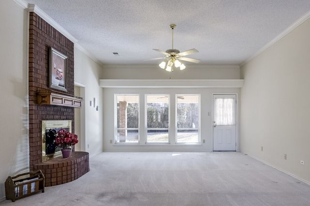 1312 Downwood Drive, Burleson, TX 76028