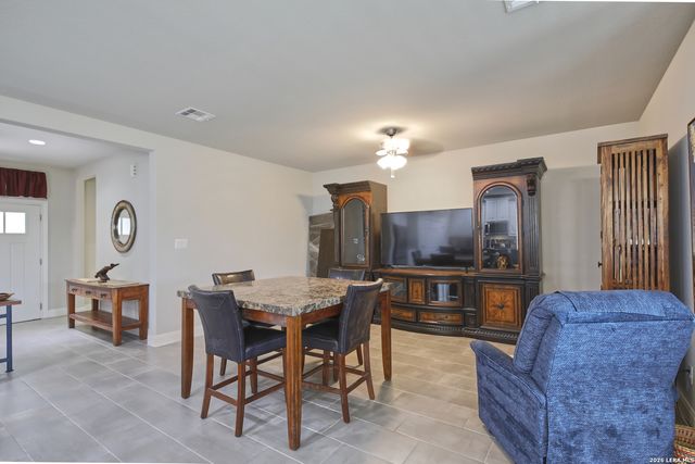 9334 Sundrop, San Antonio, TX 78254