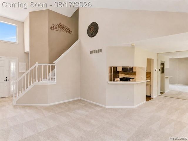 1168 Fairways Boulevard, Troy, MI 48085