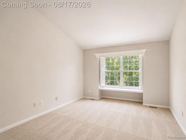1168 Fairways Boulevard, Troy, MI 48085