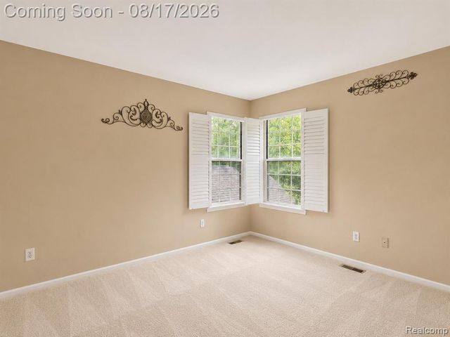 1168 Fairways Boulevard, Troy, MI 48085