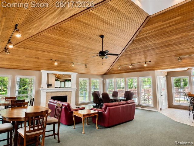 1168 Fairways Boulevard, Troy, MI 48085