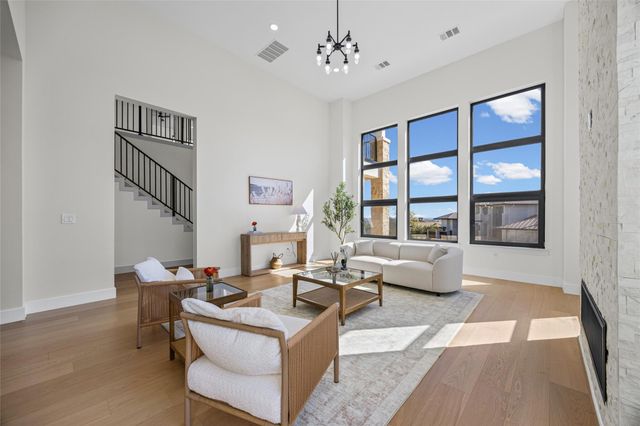 1020 Mountain Leather DR, Horseshoe Bay, TX 78657