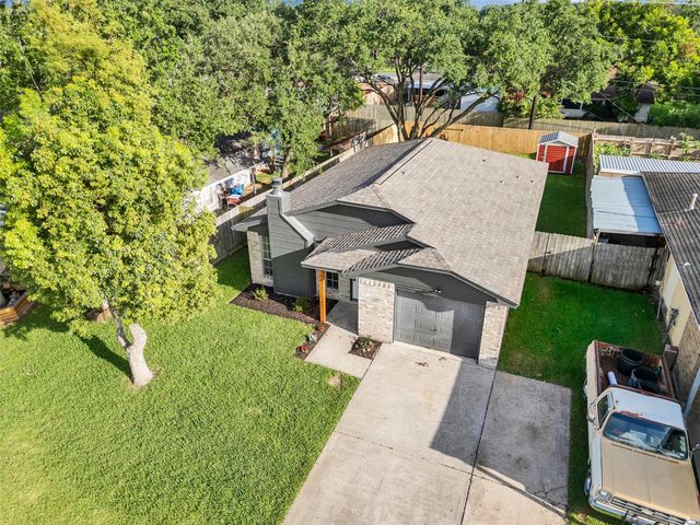 2613 7th Avenue N, Texas City, TX 77590