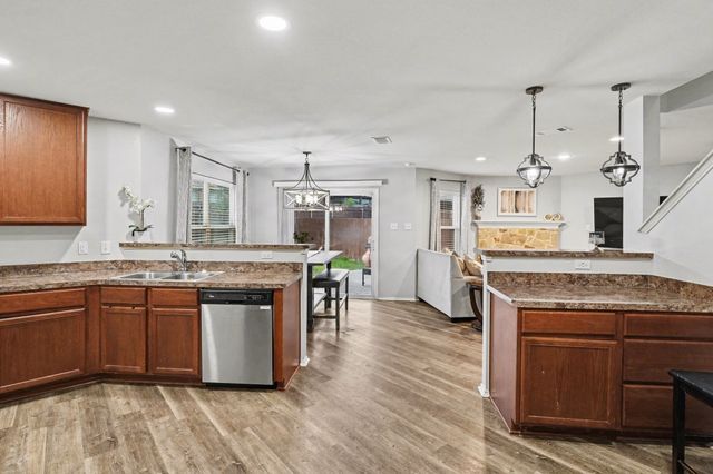 5012 Wild Oats Drive, Fort Worth, TX 76179