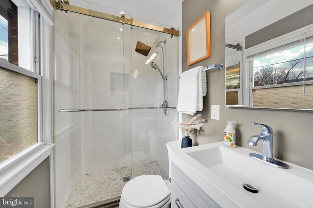 423 QUACKENBOS ST NW, Washington, DC 20011