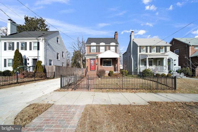 423 QUACKENBOS ST NW, Washington, DC 20011